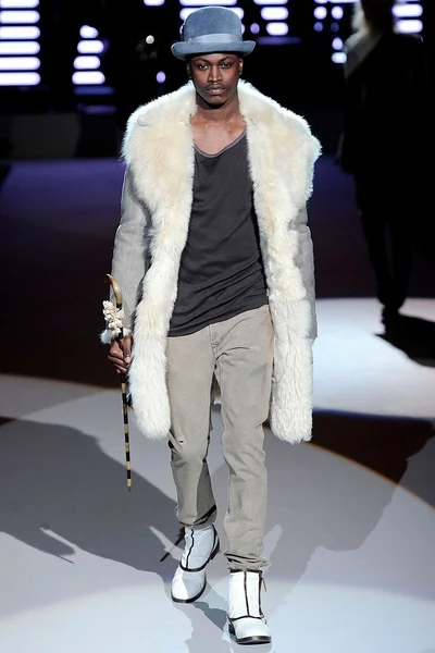 Look 33
